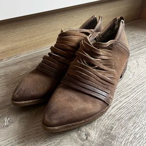 Free people distressed almond toe shoes